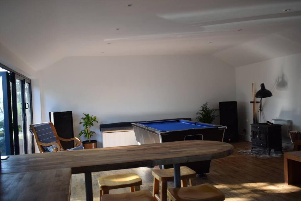 Crossing Retreat - Pool Table, Projector, Barn Villa Tunstead  Ngoại thất bức ảnh